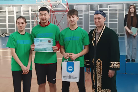 Соревнования по Бөрік теппек